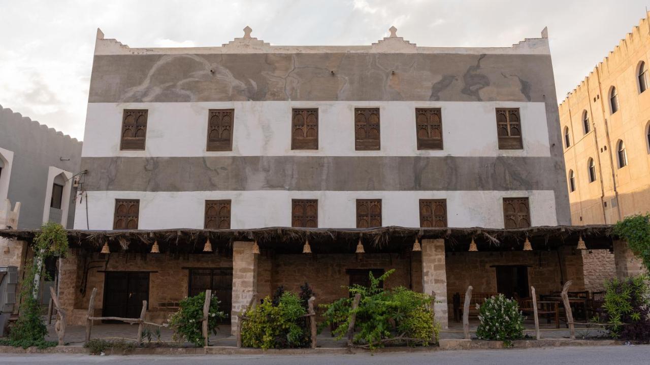 نزل كوفان التراثي Koofan Heritage Lodge Salalah Exterior foto